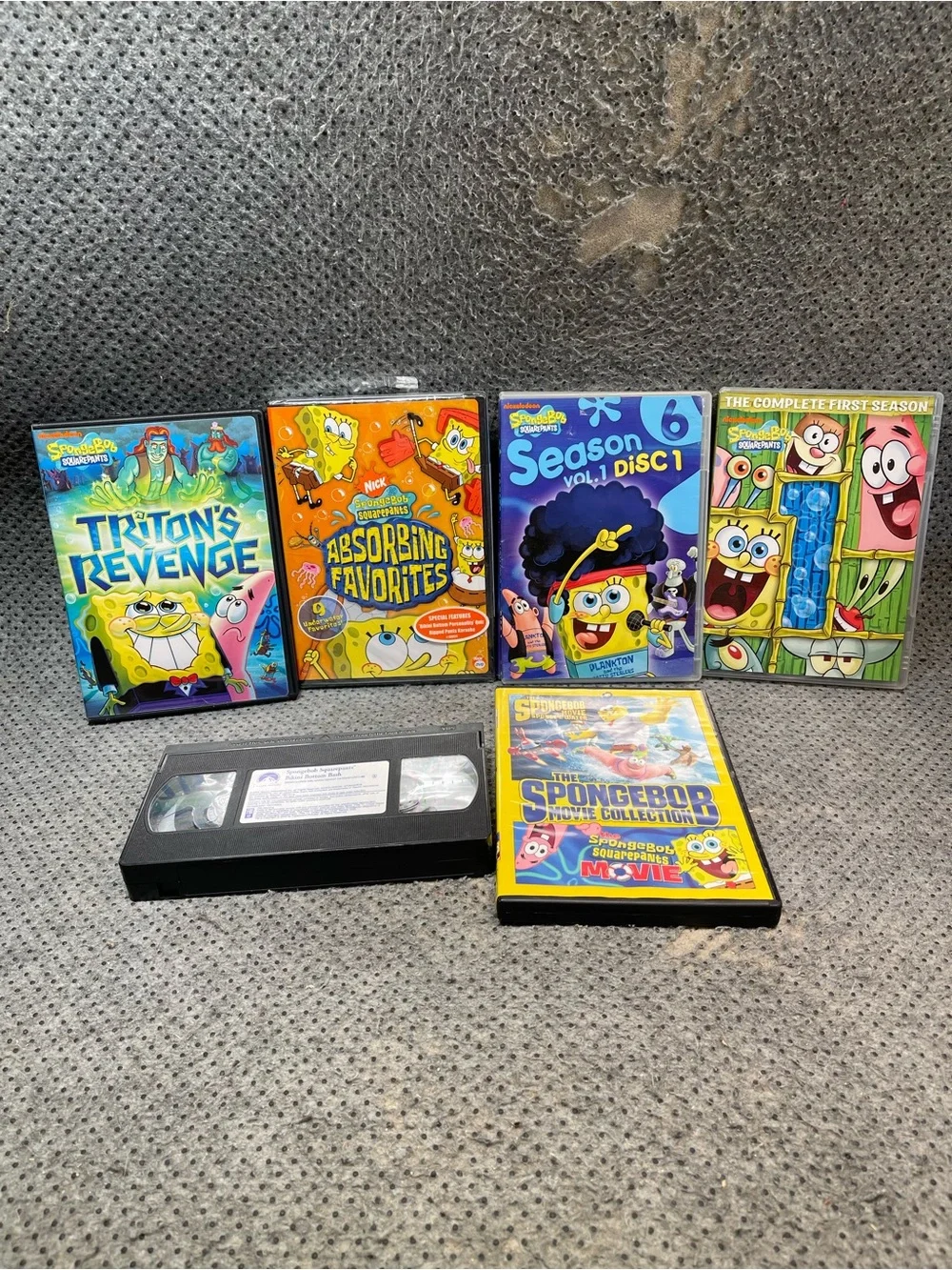 SpongeBob SquarePants Lot of 5 Movies (1 Sealed) & Seasons + 1 VHS.